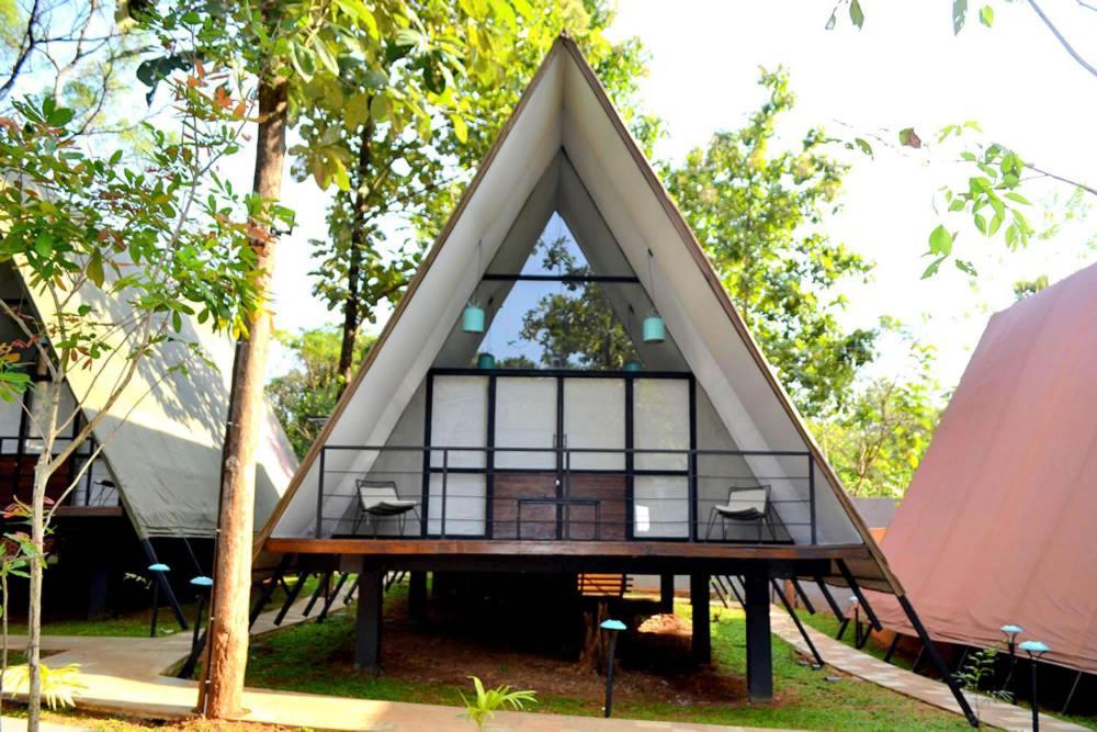 Kottawatta River Bank Resort Udawalawe Exteriör bild