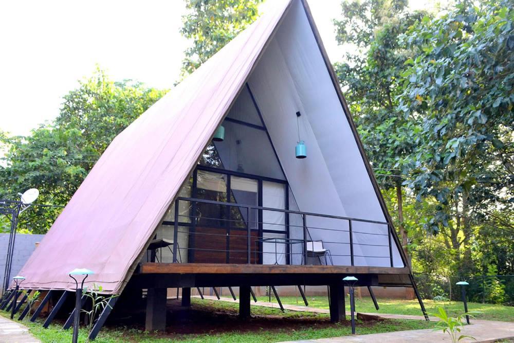 Kottawatta River Bank Resort Udawalawe Exteriör bild