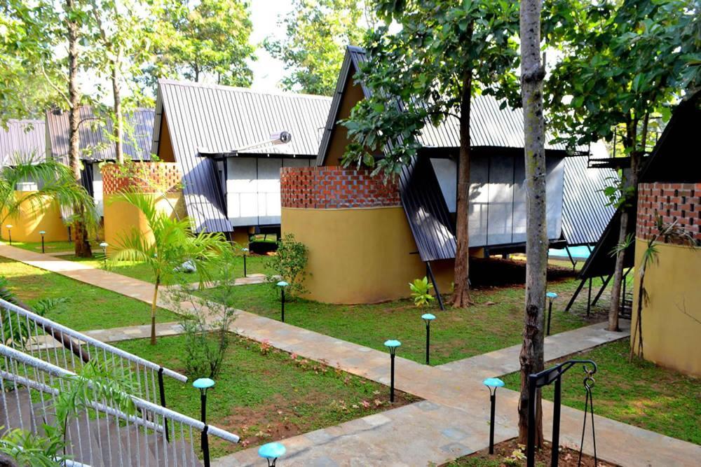 Kottawatta River Bank Resort Udawalawe Exteriör bild